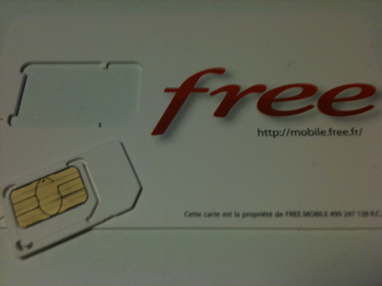 https://www.silicon.fr/wp-content/uploads/2012/02/Carte-SIM-Free-Mobile.jpg
